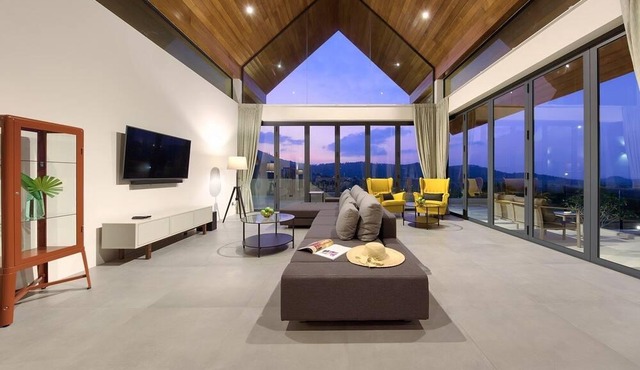 4 Bedroom Nojoom Hills - Sea View Villa in Ko Samui