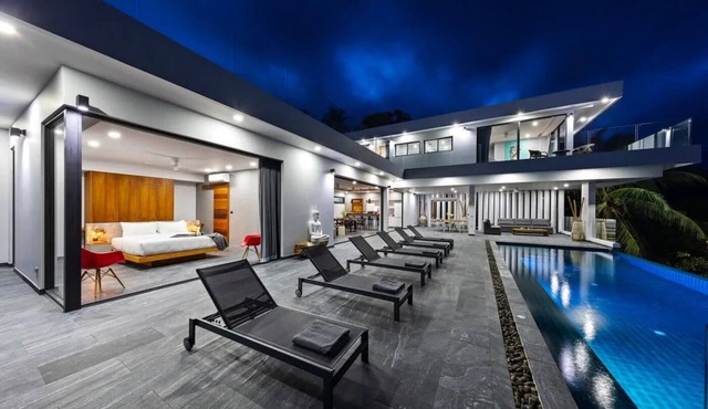 4-bedroom villa in Chaweng Noi with infinity pool, panoramic views, and modern luxury in Koh Samui