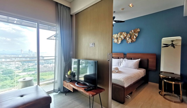 456 Veranda Residence Pattaya Jomtien Sea View 1BR; Beachfront