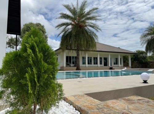 Arom Pool Villa Pattaya 1