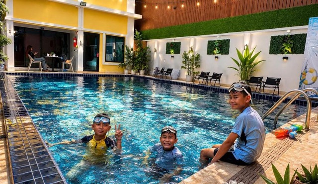 AT Pool Villa
