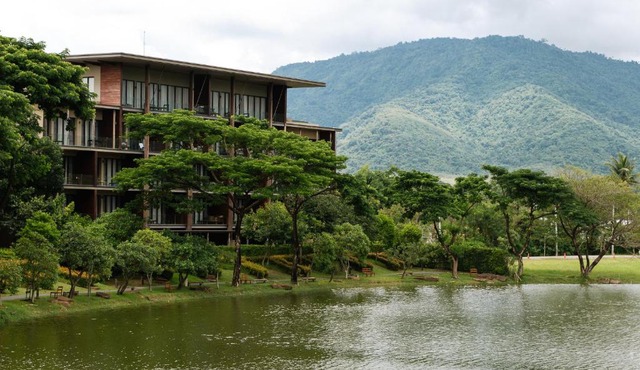 atta Lakeside Resort Suite - SHA Plus Certified in Mu Si