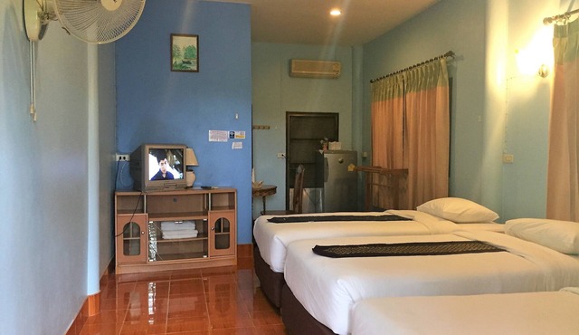 Baan Ing Khao Resort
