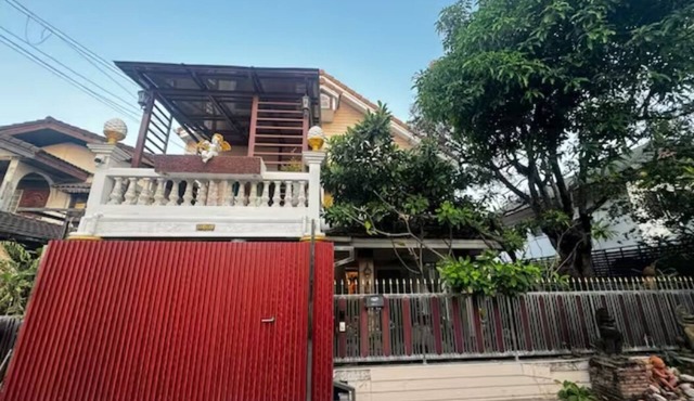 Bangkok single-family villa/luxury three-bedroom/independent parking spacen