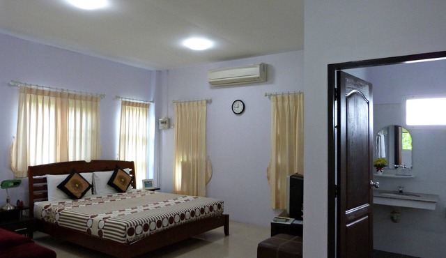 Bann Suan Rachawadee B&B