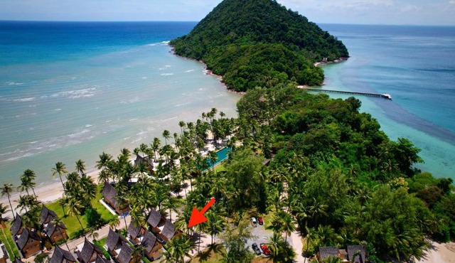Beach Club Villa by Utalay Koh Chang