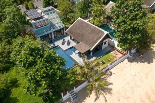 Beach Front Villa in Koh Samui
