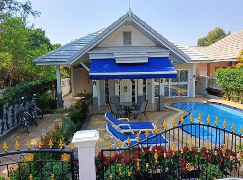 Beautiful Villa with private pool in Cha-Am