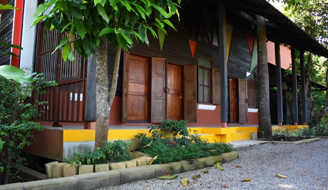 Bed&Breakfast, 2 Queen size beds near Chiang Mai railway station
