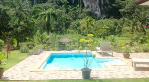 Blue River 3 bedrooms Pool villa