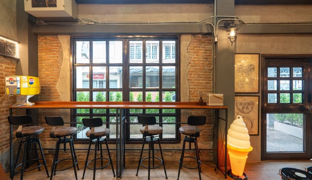 Boutique Loft Suite | Old Town BKK – H.O.M