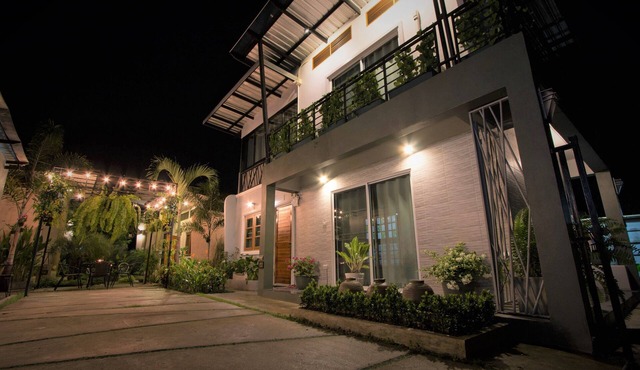 Casa Malee " a little home away from home"