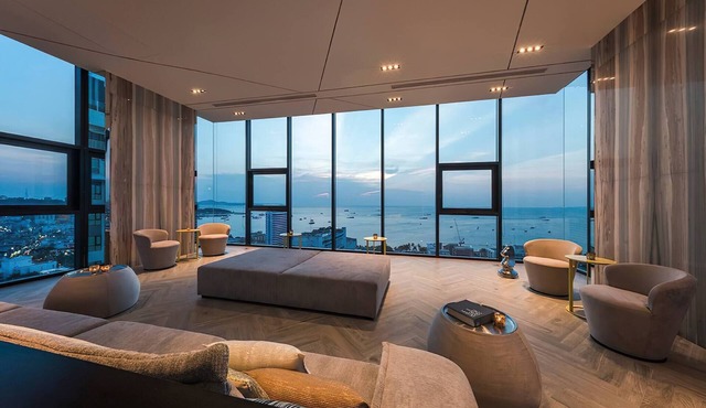 Central Pattaya Fully Equipped Condo Next to Beach in Muang Pattaya