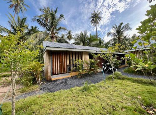 CHALOK LUM - LOVE HOME, near of MUYA THAI and the CHALOK LUM BEACH in Chaloklum