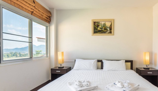 Chiangrai Lake Hill Resort