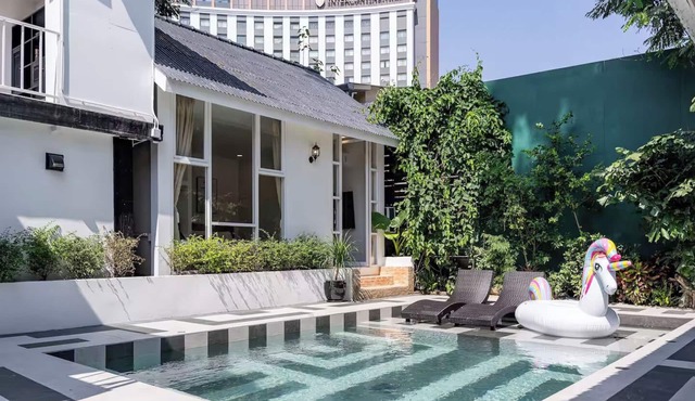 Cleopatra Pool Villa - Chiang Mai in Chang Wat Chiang Mai