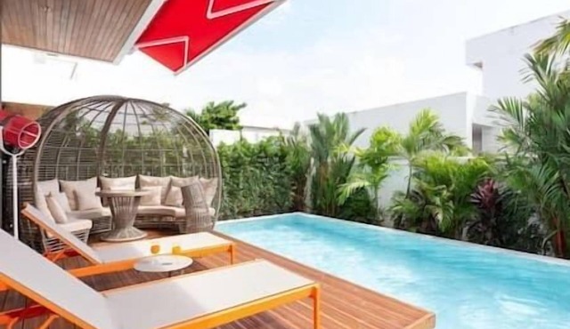 "D-Luxury Pool Villa in Rawai: Exclusive Stay"
