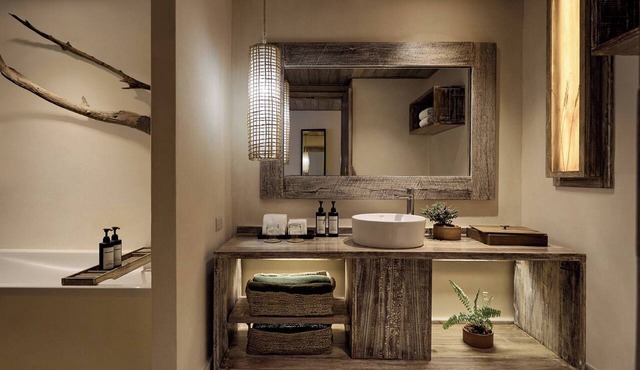 Dinso Resort & Villas Phuket, Vignette Collection by IHG in Patong