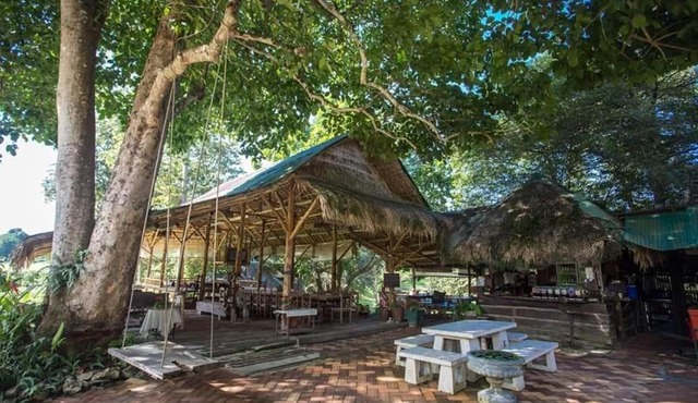 Donsak Orchid Resort in Ban Din Daeng (1)
