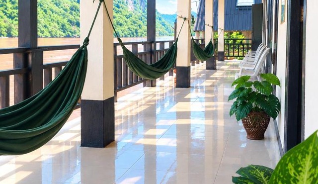 Dormitory Views Hostel in Nong Khiaw