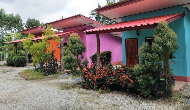 Douangjinda Resort
