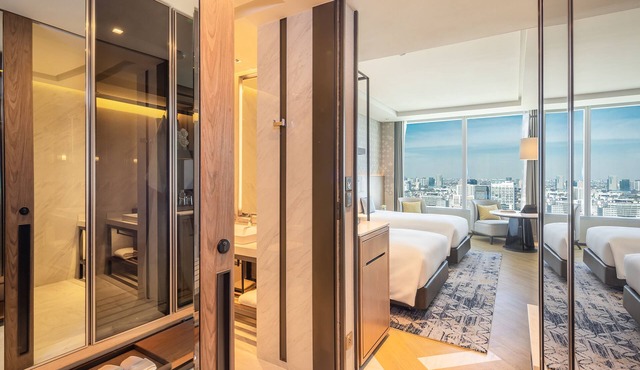 Eastin Grand Hotel Phayathai