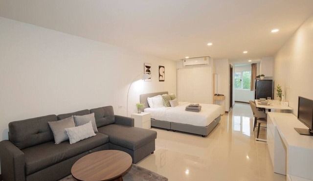 Elegant Modern White Suite