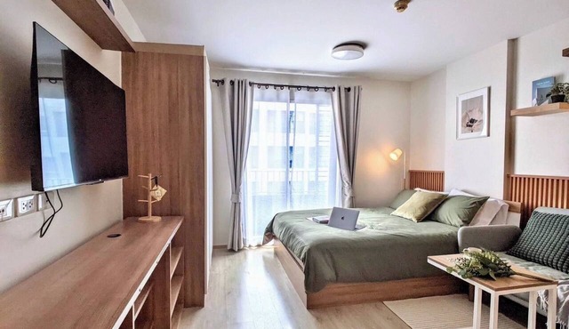 Elio Sukhumvit 64 Chic Space in Phra Khanong