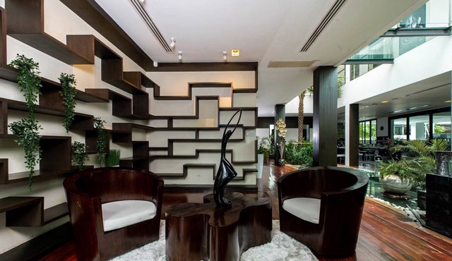 Exclusive Waterfall Pool Vila in Bangkok