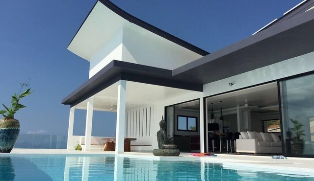 Fabulous Alizés villa with sea view with Staff and 4x4 vehicle.