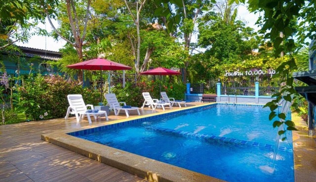 Fantastic resort ,Where Every Stay Biossoms into a Beautiful Memory. in อำเภอหัวหิน
