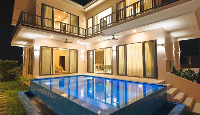 Golden Palm Villa by Marina Infinity Pool 4BR