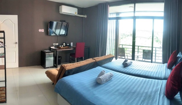 GrabSleepHotel Donmueang Airport in Bangkok