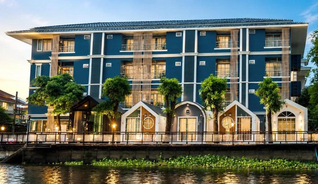 Grace Riverfront Villa Near Suvarnabhumi Airport