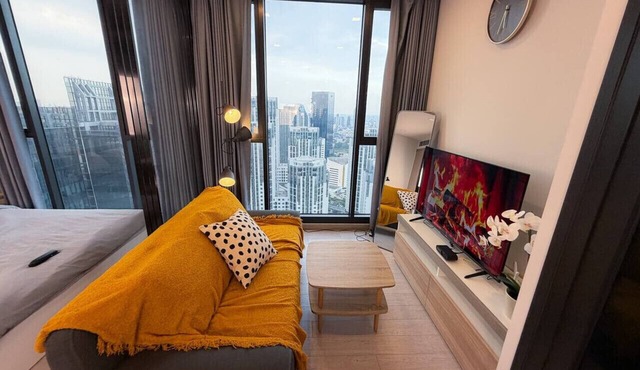 High Floor w/Sofa-Bed, Pool & Gym, MRT 200m