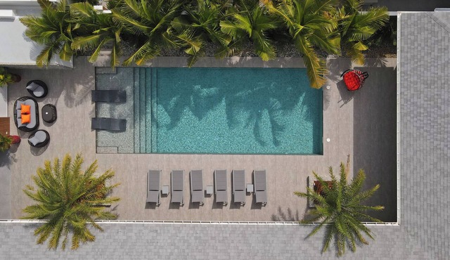 Huge 4 BDRS pool villa with pool table at rawai