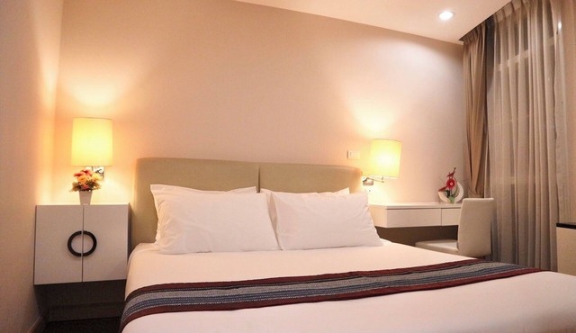 Icon Narindra Suites Hotel