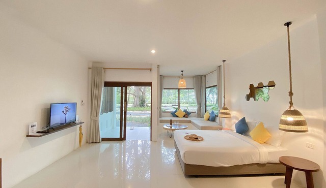 Issara Beach Resort Beachfront Zone