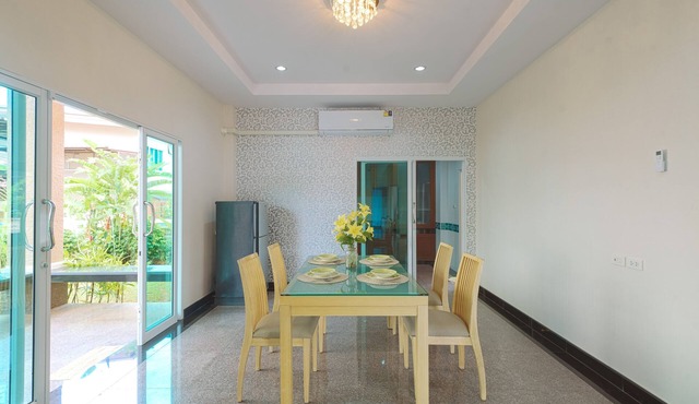 June Pool Villa