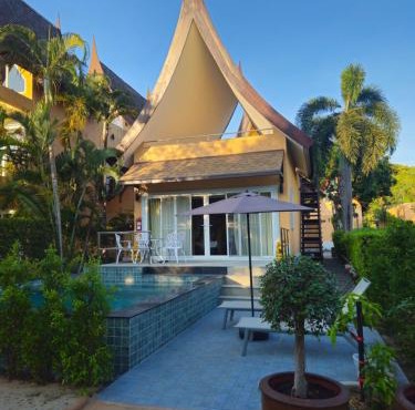 KC Paradise Pool Villa Steps to the beach in Ko Chang