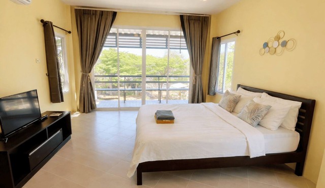 Koniix Garden Cottage Ko Sichang in Ko Sichang