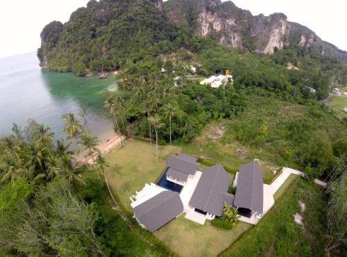 Krabi Beach House, SHA Extra Plus in Ao Nam Mao