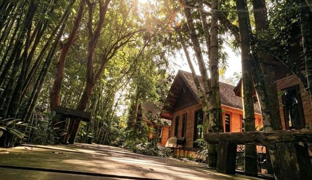 Kung Nok Tha Resort Nakhon Si Thammarat in Phrom Khiri