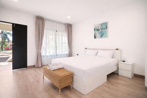 La Casa Bangtao Resort