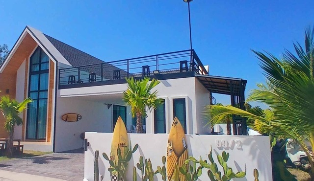 Large villa with private pool, 600m from Mae Rumphueng beach and near Koh Samet