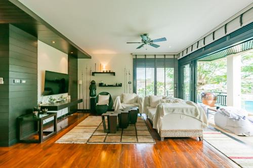 Le Blanc - 3BR Beachfront HOME in Laguna & Layan Beach next KORA Resort