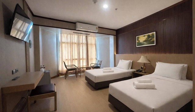 Lertthanee Hotel