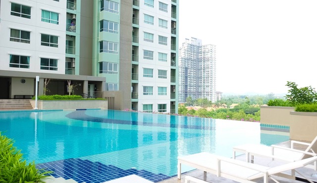 Lumpini Jomtien Seaview High Floor