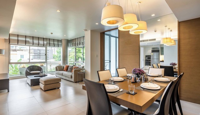 Luxury 3 BR Pet friendly ServiceAPT near EmDistrict Thonglor13 Sukhumvit 55