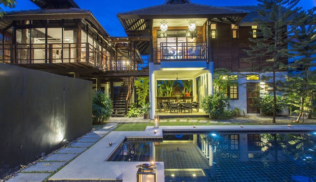Luxury 5 Bedroom Chiang Mai Villa